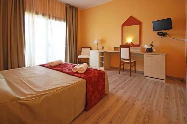 Tek Büyük Yataklı Oda