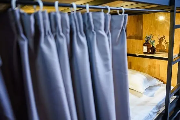 Ortak Ranzalı Oda, Karma Ranzalı Oda (4 Beds)