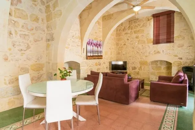 Villa, Sigara İçilebilir