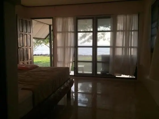 Seaview Air-Con Bugalow