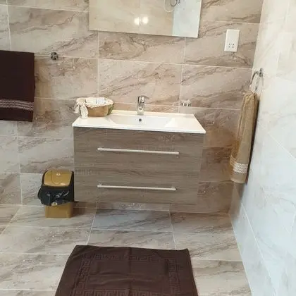 Family Oda, Ortak Banyo, Şehir Manzaralı