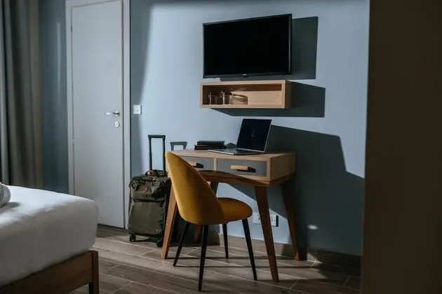 Tek Büyük Yataklı Oda, Balkon