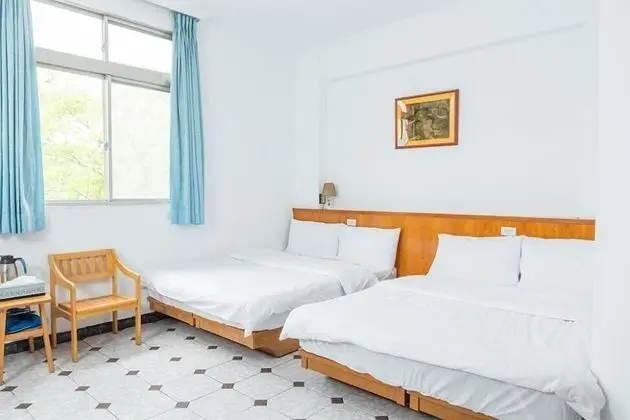 Standard Dört Kişilik Oda