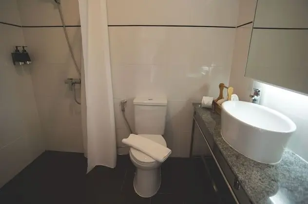 Standard Tek Büyük Yataklı Oda