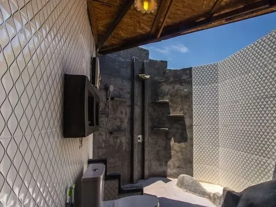 Good sea view bungalow