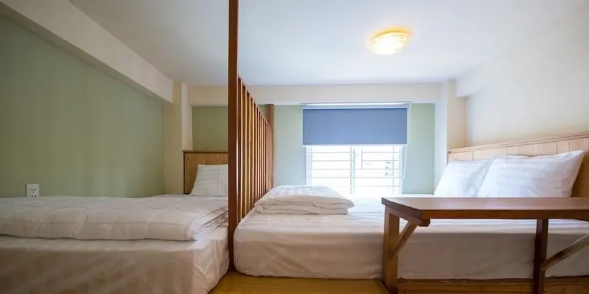 Üç Kişilik Oda (Cabin)