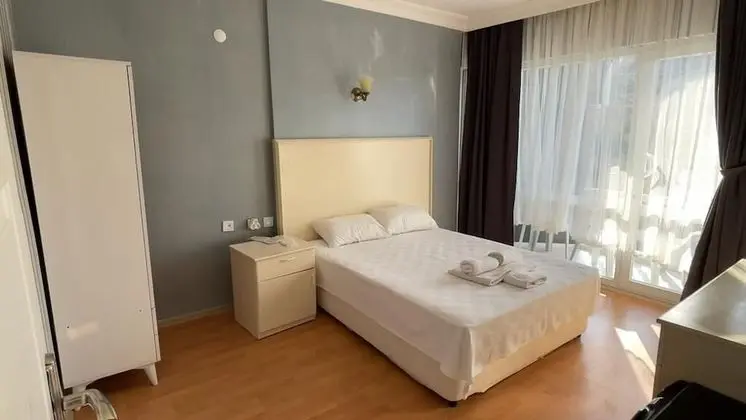 Standard Tek Büyük veya İki Ayrı Yataklı Oda, Dağ Manzaralı