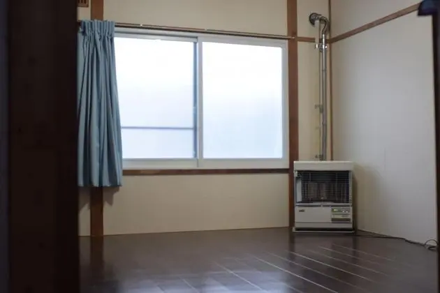 Ortak Ranzalı Oda, Karma Ranzalı Oda