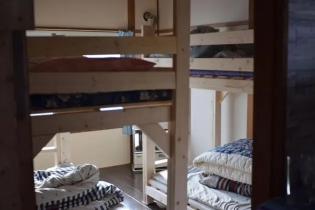 Ortak Ranzalı Oda, Karma Ranzalı Oda