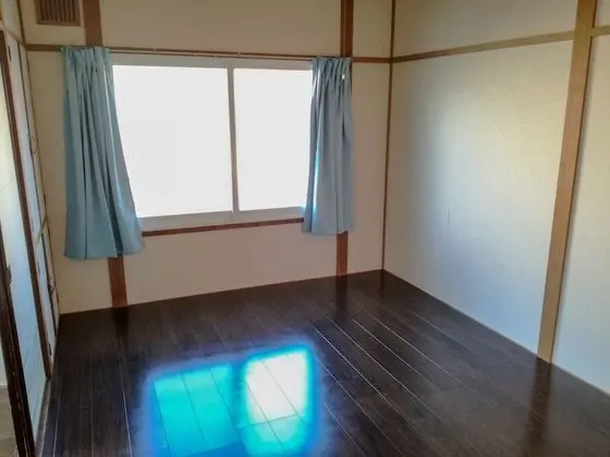 Ortak Ranzalı Oda, Karma Ranzalı Oda