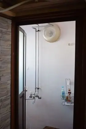 Ortak Ranzalı Oda, Sadece kadınlar için