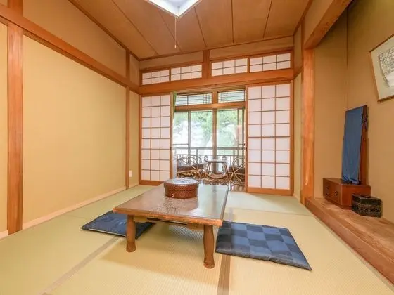 Traditional İki Ayrı Yataklı Oda, Ortak Banyo (Japanese Style)