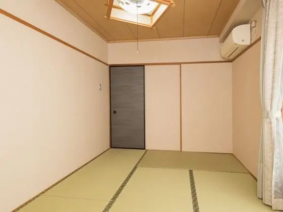 Traditional Üç Kişilik Oda, Sigara İçilebilir (Japanese Style)