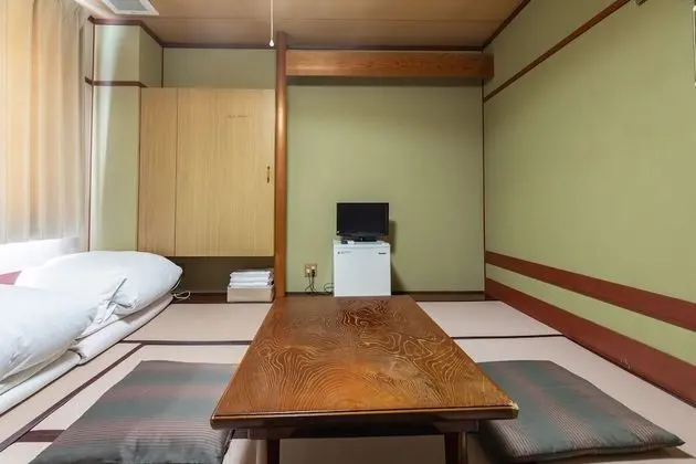 Traditional Oda, Sigara İçilebilir, Ortak Banyo (Japanese, 3 guests)