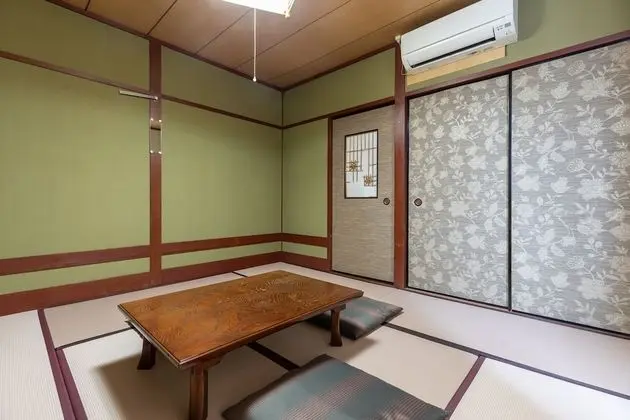 Traditional Oda, Sigara İçilebilir, Ortak Banyo (Japanese, 3 guests)