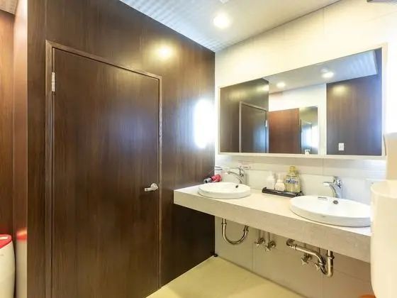 Üç Kişilik Oda, Sigara İçilebilir, Ortak Banyo (Japanese)