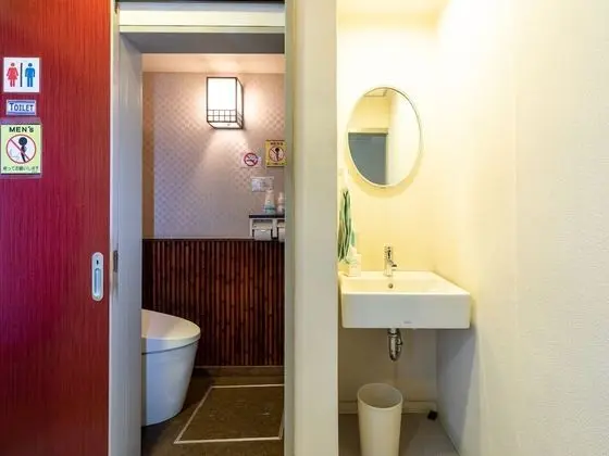 Üç Kişilik Oda, Sigara İçilebilir, Ortak Banyo (Japanese)