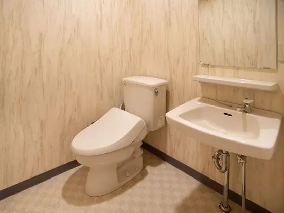 Tek Kişilik Oda, Sigara İçilmez, Ortak Banyo
