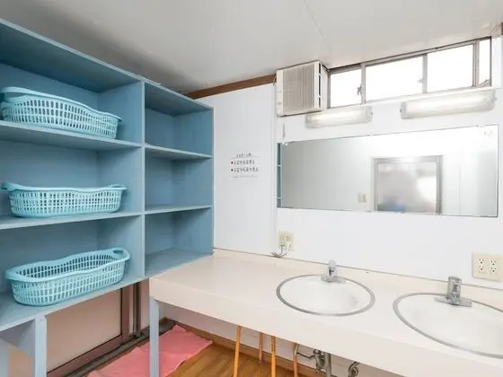 Tek Kişilik Oda, Sigara İçilebilir, Ortak Banyo