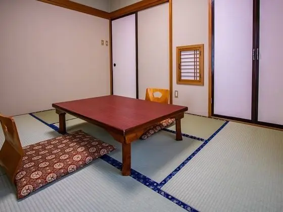 Traditional İki Ayrı Yataklı Oda (Japanese Room)