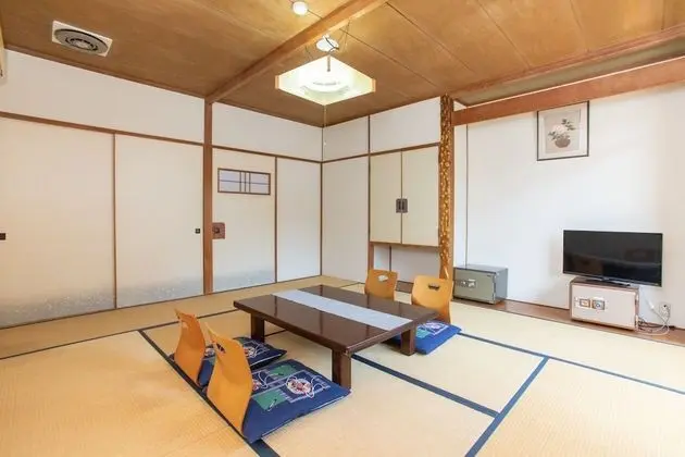 Traditional Oda, Ortak Banyo (Japanese Style, Quadruple)