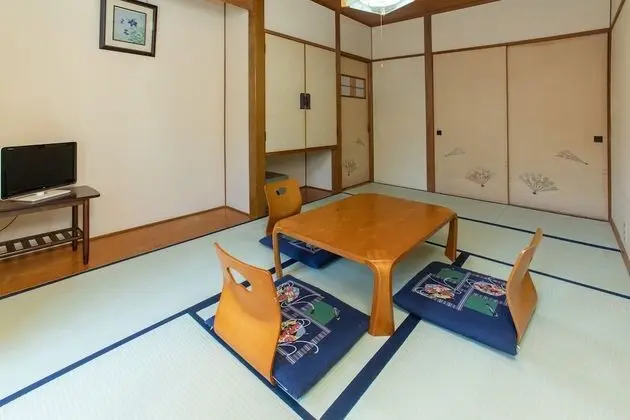 Traditional Oda, Ortak Banyo (Japanese Style, Triple)