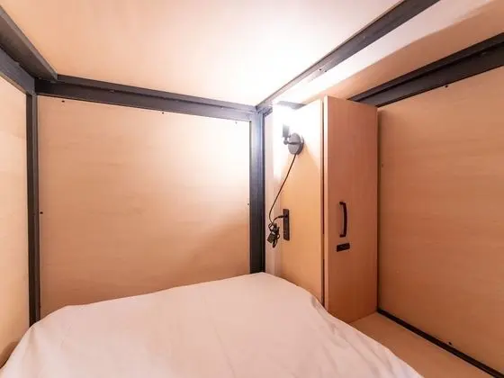 Deluxe Ortak Ranzalı Oda, Sadece kadınlar için, Sigara İçilmez