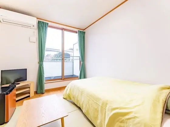 Basic Tek Kişilik Oda, Sadece erkekler için, Sigara İçilmez