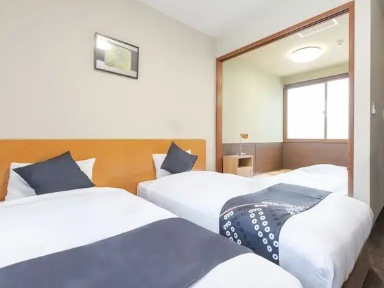Traditional Üç Kişilik Oda, Sigara İçilmez, Ortak Banyo