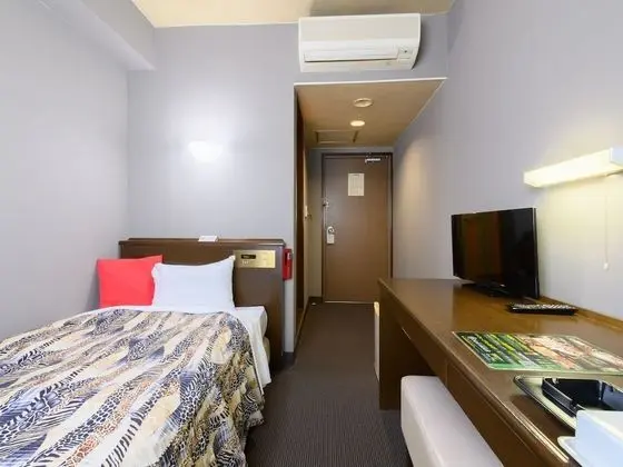 Tek Kişilik Oda, Sigara İçilmez