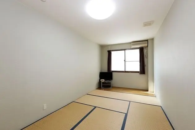 Traditional Üç Kişilik Oda, Sigara İçilebilir (Japanese Style)