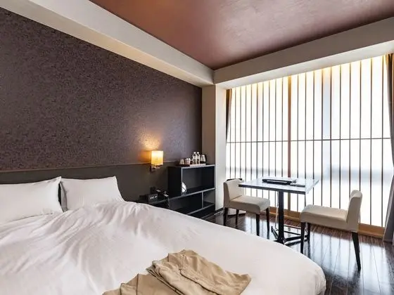 Tek Büyük Yataklı Oda, Sigara İçilmez