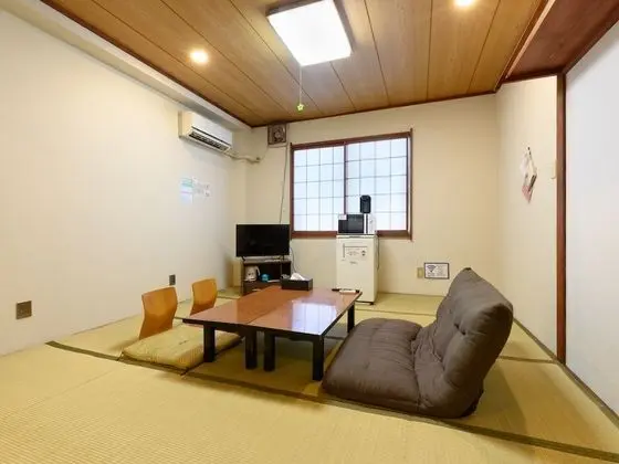 Traditional Dört Kişilik Oda, Sigara İçilmez (Japanese, Shared Washroom)
