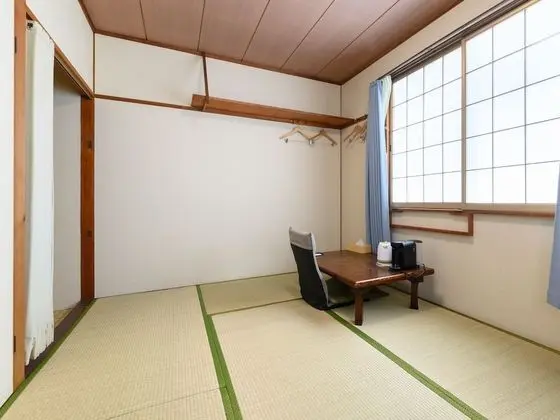 Traditional İki Ayrı Yataklı Oda, Sigara İçilmez (Japanese, Shared Washroom)