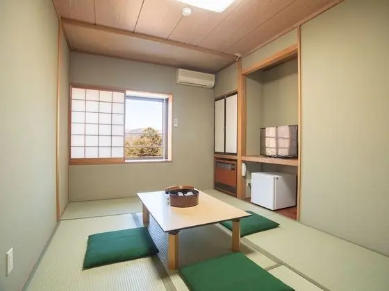 Traditional Oda, Sigara İçilmez, Ortak Banyo (Japanese Style, Up to 3 guests)