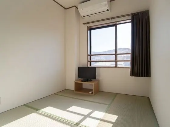 Traditional İki Ayrı Yataklı Oda, Sigara İçilmez (Japanese Style, Shared Washroom)