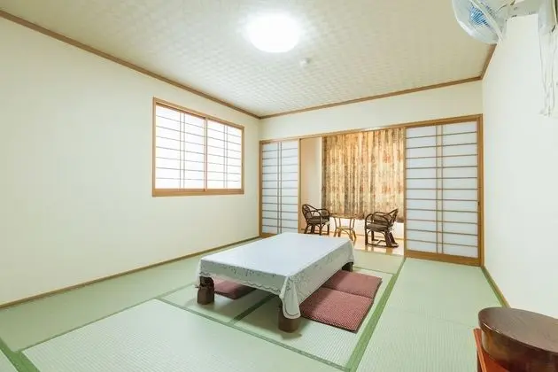 Family Oda (Japanese Style)