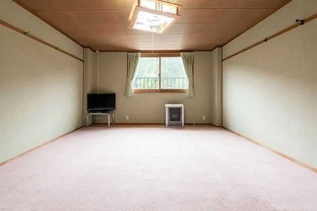 Traditional Oda, Sigara İçilmez, Ortak Banyo (Japanese with Shared Washroom)
