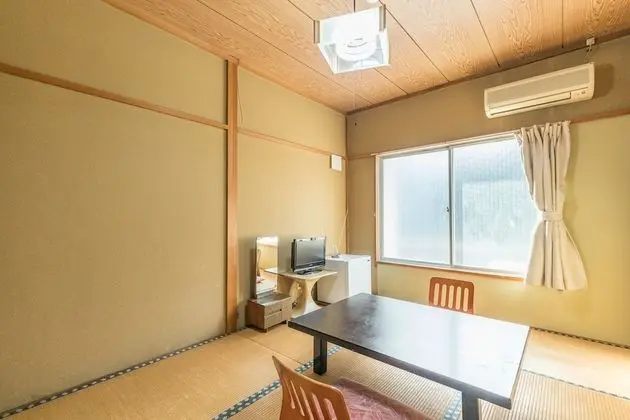 Oda, Ortak Banyo (Japanese, Twin)