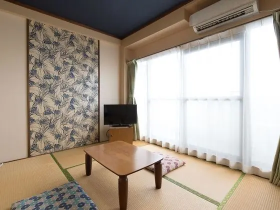Traditional Oda, Sigara İçilmez (Japanese, up to 2 guests)