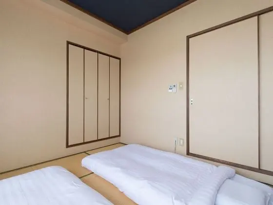 Traditional Oda, Sigara İçilmez (Japanese, up to 2 guests)