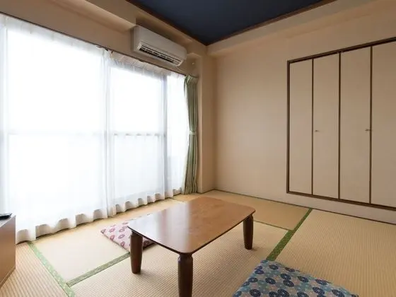 Traditional Oda, Sigara İçilmez (Japanese, up to 2 guests)