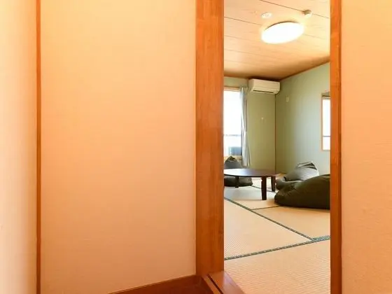 Traditional Oda, Sigara İçilmez (JP Style Quintuple, Shared Bathroom)