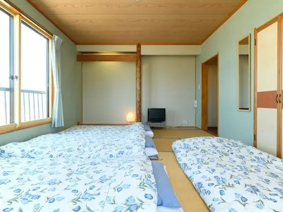 Traditional Oda, Sigara İçilmez (JP Style Quintuple, Shared Bathroom)