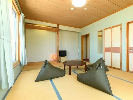 Traditional Oda, Sigara İçilmez (JP Style Quintuple, Shared Bathroom)