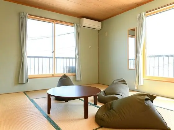 Traditional Oda, Sigara İçilmez (JP Style Quintuple, Shared Bathroom)