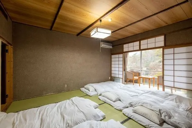 Traditional Oda (Japanese Style, 5 Guests, with Toilet)