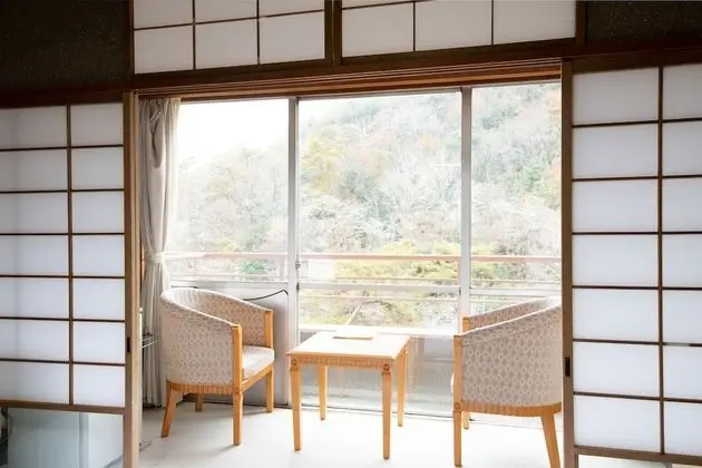 Traditional Oda (Japanese Style, 5 Guests, with Toilet)