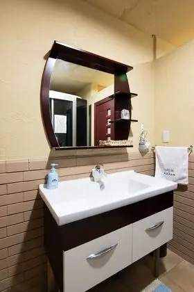 Traditional Oda (Japanese Style, 5 Guests, with Toilet)