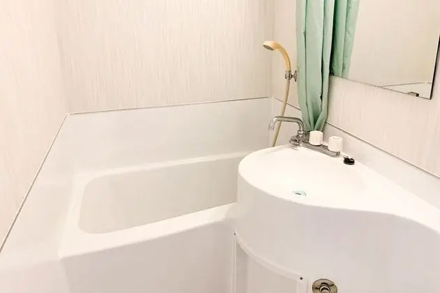 Tek Büyük Yataklı Oda, Sigara İçilebilir